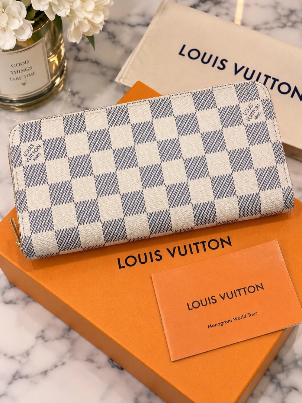 Louis Vuitton Damier Azur Zip Wallet - White & Blue